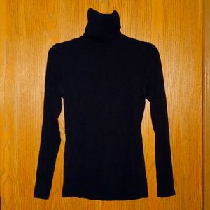 Black turtle neck, long sleeve shirt by: "FELINA" Size: S/ch 🔥offers welcomed🔥